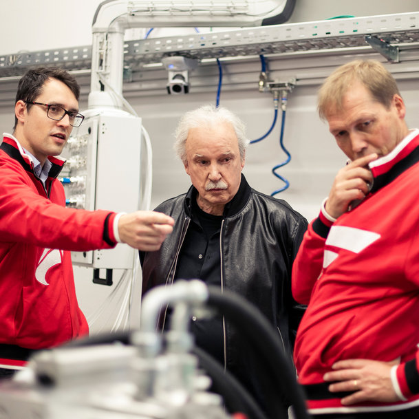 FPT INDUSTRIAL AND GIORGIO MORODER GET BEHIND THE MIXING BOARD AND CLOSER TO RELEASING THE SOUND OF THE FUTURE FOR THE NEXT GENERATION OF ENGINES